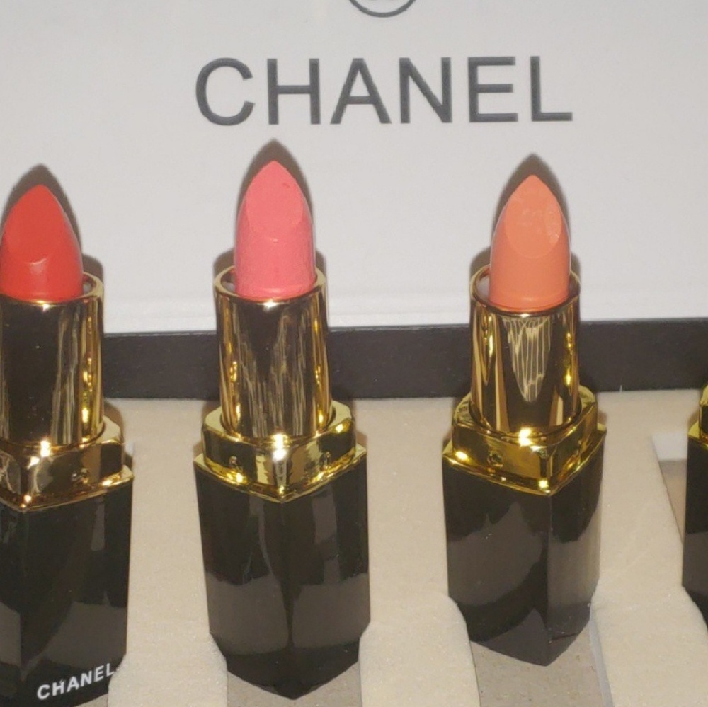 Chanel Box very limited quantity, rare collectible